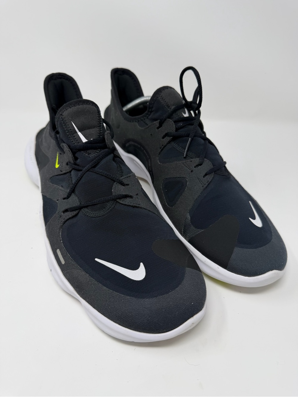 Nike Men’s Navy Sneakers with White Swoosh Sz.13
